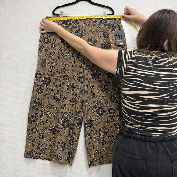 Nine West Jeans Pants Womens 2X Brown Black Floral Linen Blend Wide Leg Cropped - Picture 4 of 12